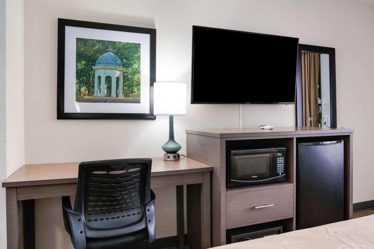 Quality Inn Greenville Near University Экстерьер фото