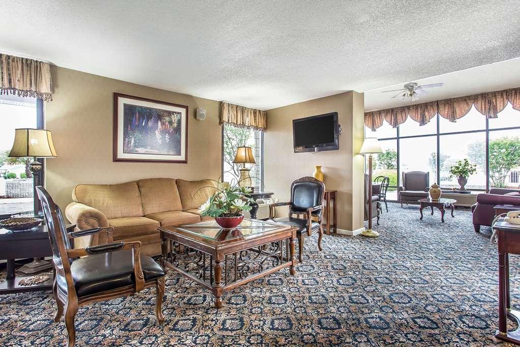 Quality Inn Greenville Near University Интерьер фото