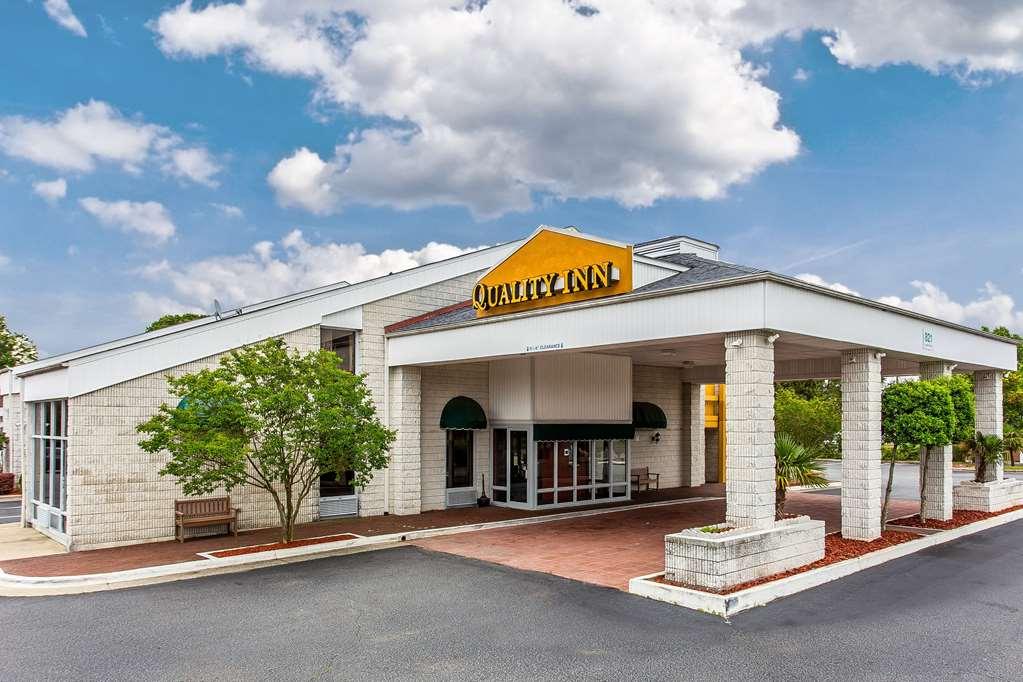Quality Inn Greenville Near University Экстерьер фото